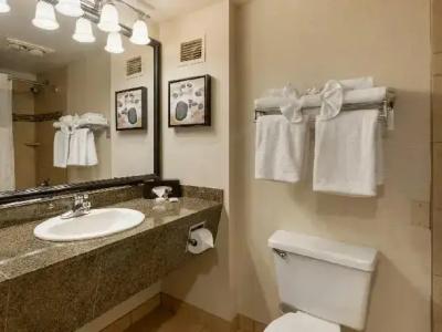 Best Western Plus Ocean View - 64
