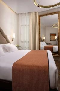 NH Collection Madrid Paseo del Prado - 42