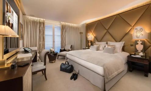Hôtel Barrière Le Fouquet's - 13