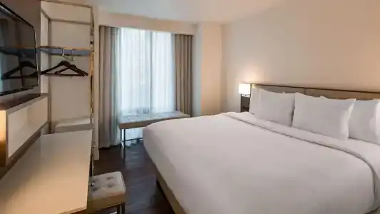 Best Western Premier Empire State - 6