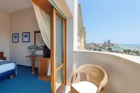Astura Palace - 42