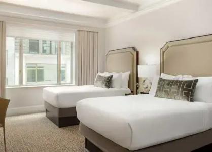 Omni Berkshire Place - 53