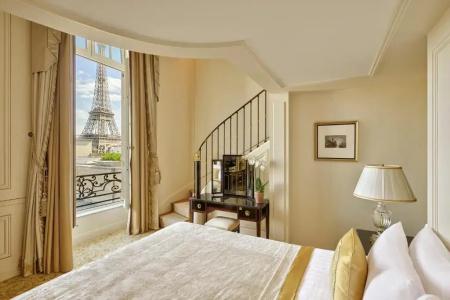 Shangri-La Paris - 62