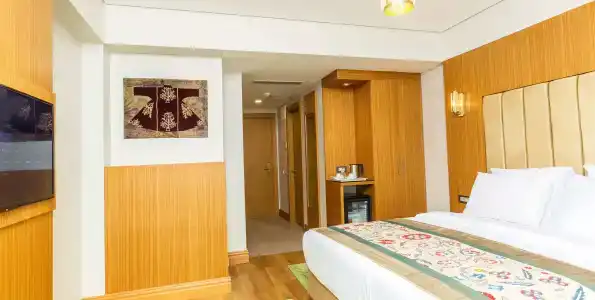 Obelisk & Suites - 21