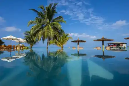 Centara Ras Fushi Resort & Spa Maldives - 4