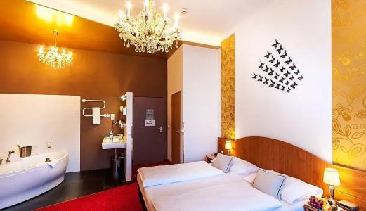 Boutique Donauwalzer - 72
