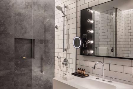 The Wb Abu Dhabi, Curio Collection By Hilton - 59