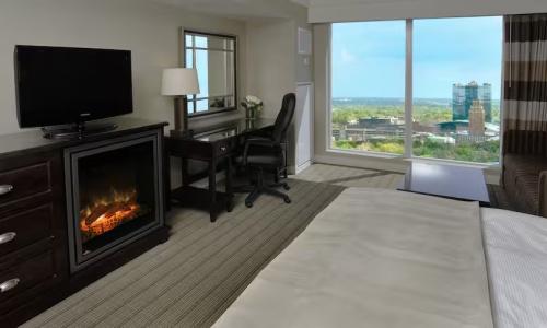 Hilton/ Fallsview and Suites - 86