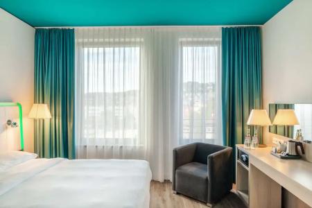 Park Inn by Radisson Stuttgart - 29