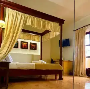 Le Convivial - Wine and Spa Experience Suites - 11