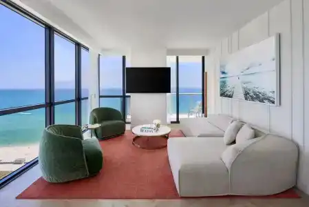 W South Beach - 76