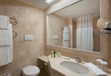 Hilton Rome Airport - 28