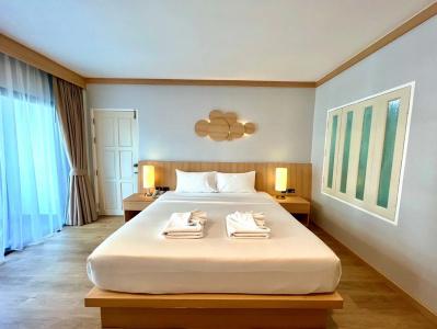 Amata Patong - 68