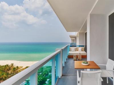 w South Beach - 89