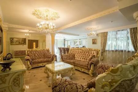 Green Hall - 11