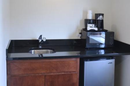 Days Inn & Suites by Wyndham - 24