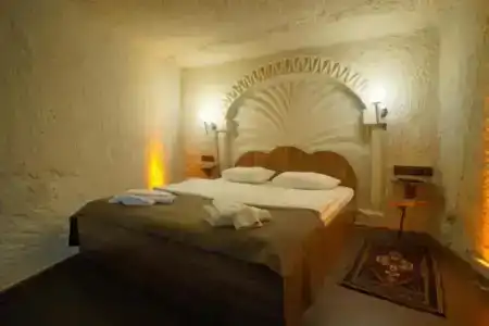 View Cave - 120