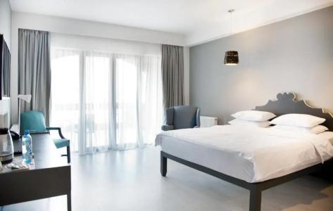The Terrace Boutique - 30