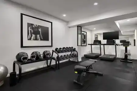 Best Western Plus Spring House - 18