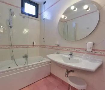 Best Western Dei Cavalieri - 51