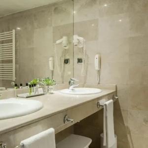 ApartMariano Cubi Barcelona - 50