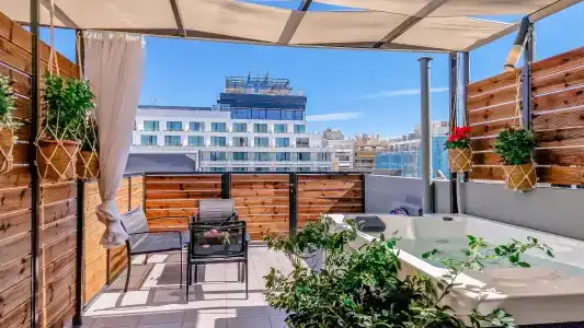 Athenian Montaza - 69
