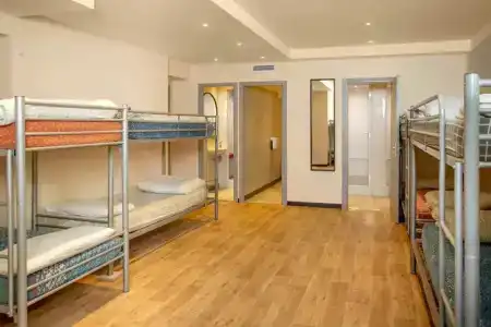 Villa Saint Exupery Beach Hostel - 52