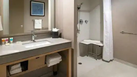 Hyatt Place Chicago Wicker Park - Brand New - 37