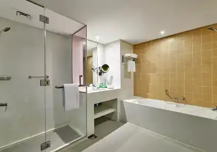Ramada and Suites by Wyndham Dubai JBR - 26