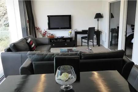 Swiss-Belsuites Pounamu - 55