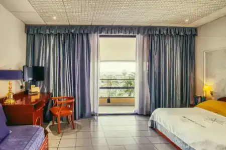 Caesar Residence & Spa - 7