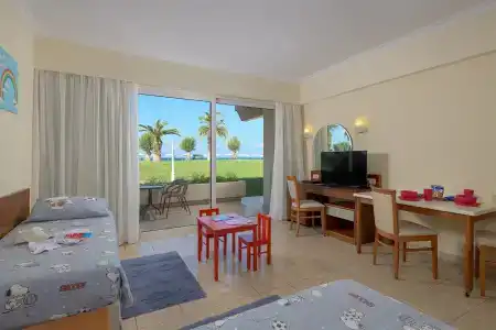 Sun Beach Resort - 80