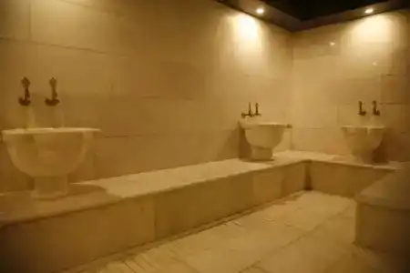 Samm Bistro Spa - 15