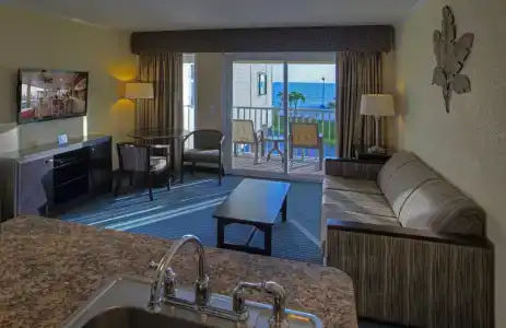 Sailport Waterfront Suites - 56