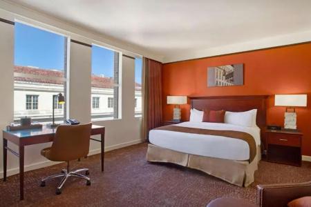 The Emily Morgan - a Doubletree By Hilton - 52