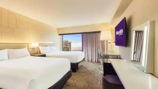 Harrah's Las Vegas & Casino - 3