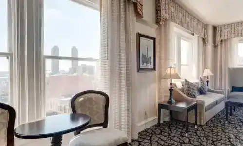 Gaslamp Plaza Suites - 47