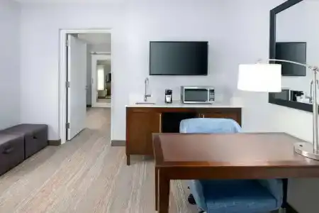 Hampton Inn Charlotte Uptown - 8