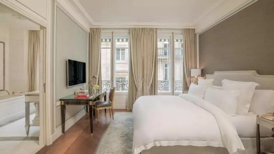 DE CRILLON - 37