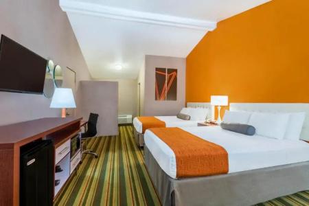Howard Johnson by Wyndham Phoenix Airport/Downtown Area - 14
