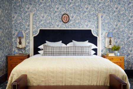 The Randolph, by Graduates - 4
