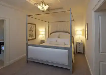 The Jefferson - 40