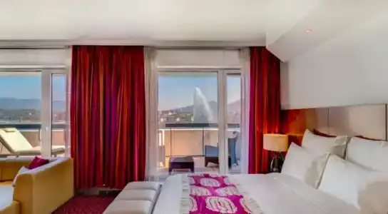 Fairmont Grand Geneva - 66