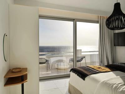Kouros & Suites - 97