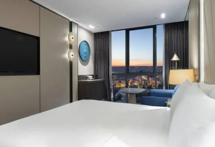 Doubletree By Hilton - 30