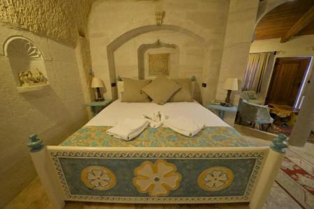 Caftan Cave Suites - 31