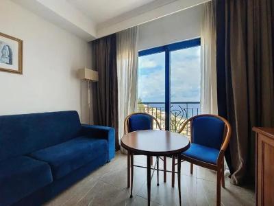 Golden Tulip Vivaldi - 63