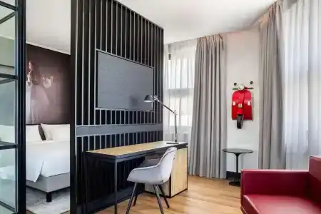 Paseo del Arte, a member of Radisson Individuals - 64