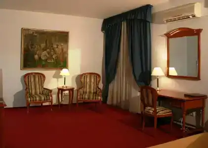 Academy - 17