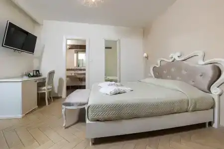 Grand Park - 60